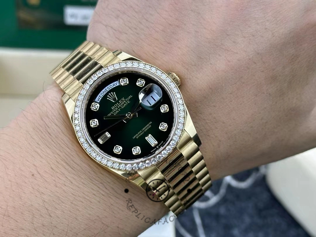 Rolex Day-Date 128348RBR Green Ombre Diamond Dial Yellow Gold 36MM Unisex Replica Watch