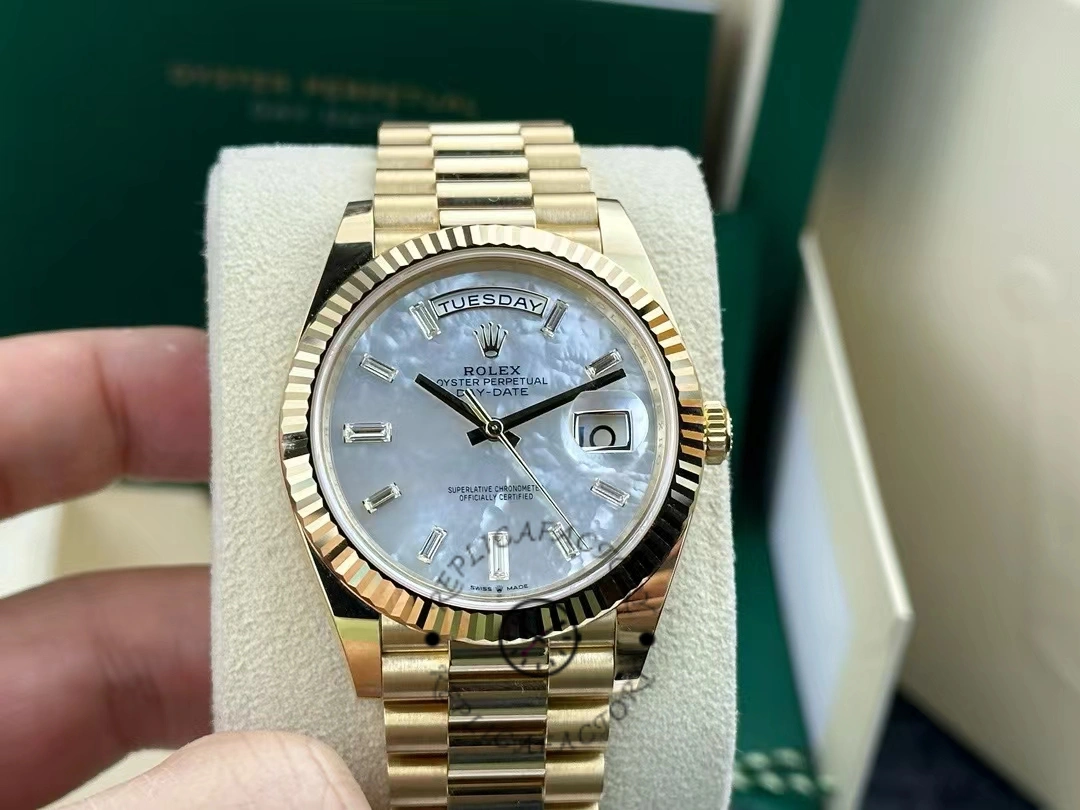 Rolex Day Date Oyster 40 mm Yellow Gold President Mother of Pearl Diamond Dial M228238 0071