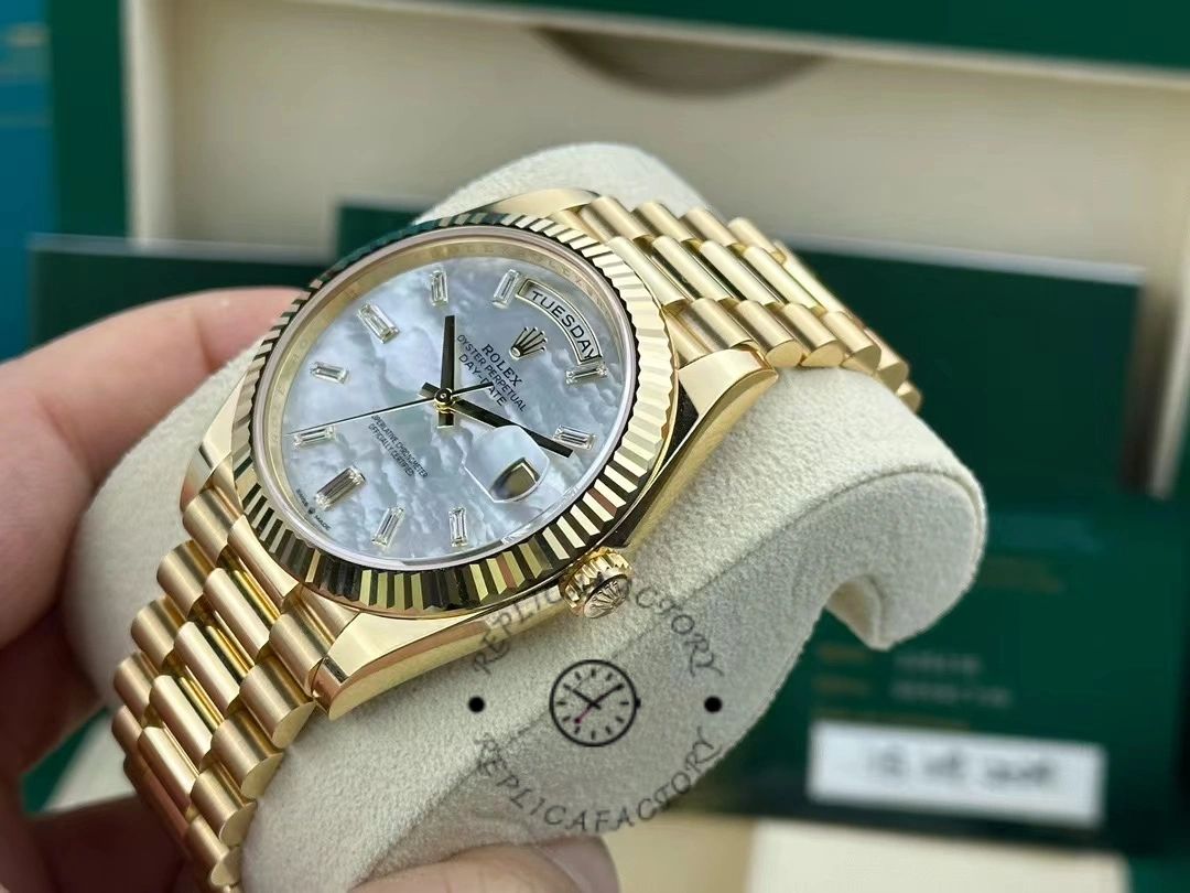 Rolex Day Date Oyster 40 mm Yellow Gold President Mother of Pearl Diamond Dial M228238 0071