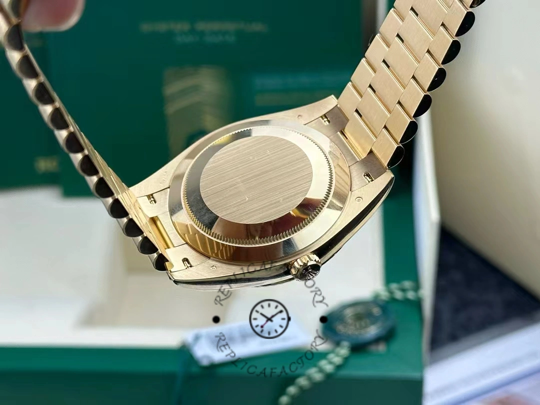 Rolex Day Date Oyster 40 mm Yellow Gold President Mother of Pearl Diamond Dial M228238 0071