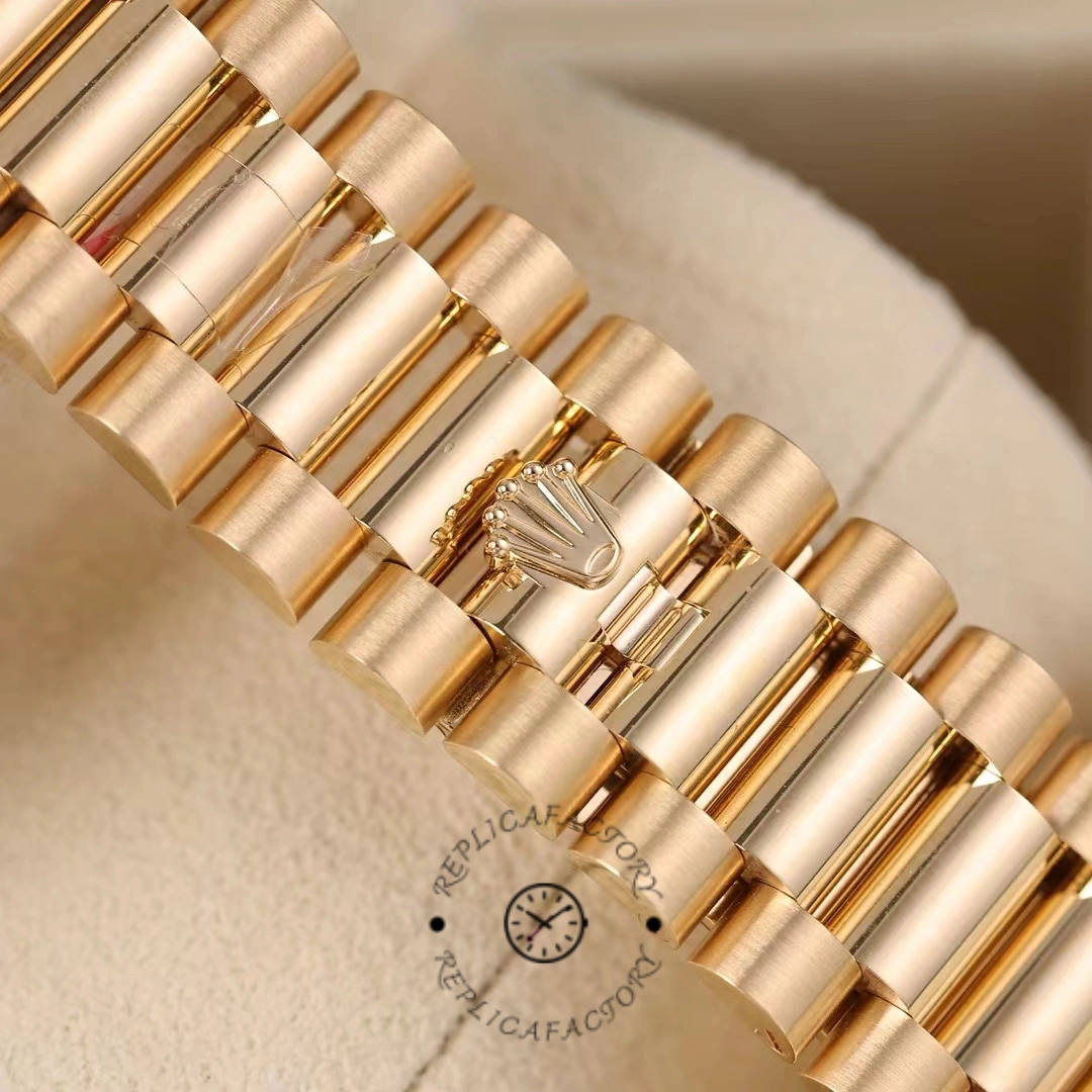 Rolex Day Date 40 Yellow Gold Green Ombre Dial M228238 00691