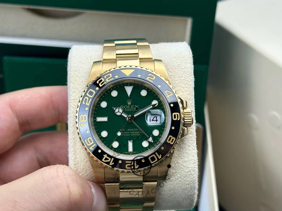 Rolex GMT Master II 116718LN