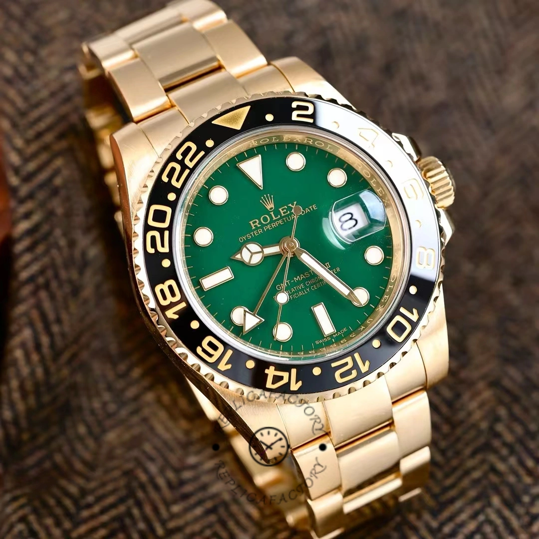 Rolex GMT Master II 116718LN Oyster Bracelet Green Dial 40mm Mens Replica Watch