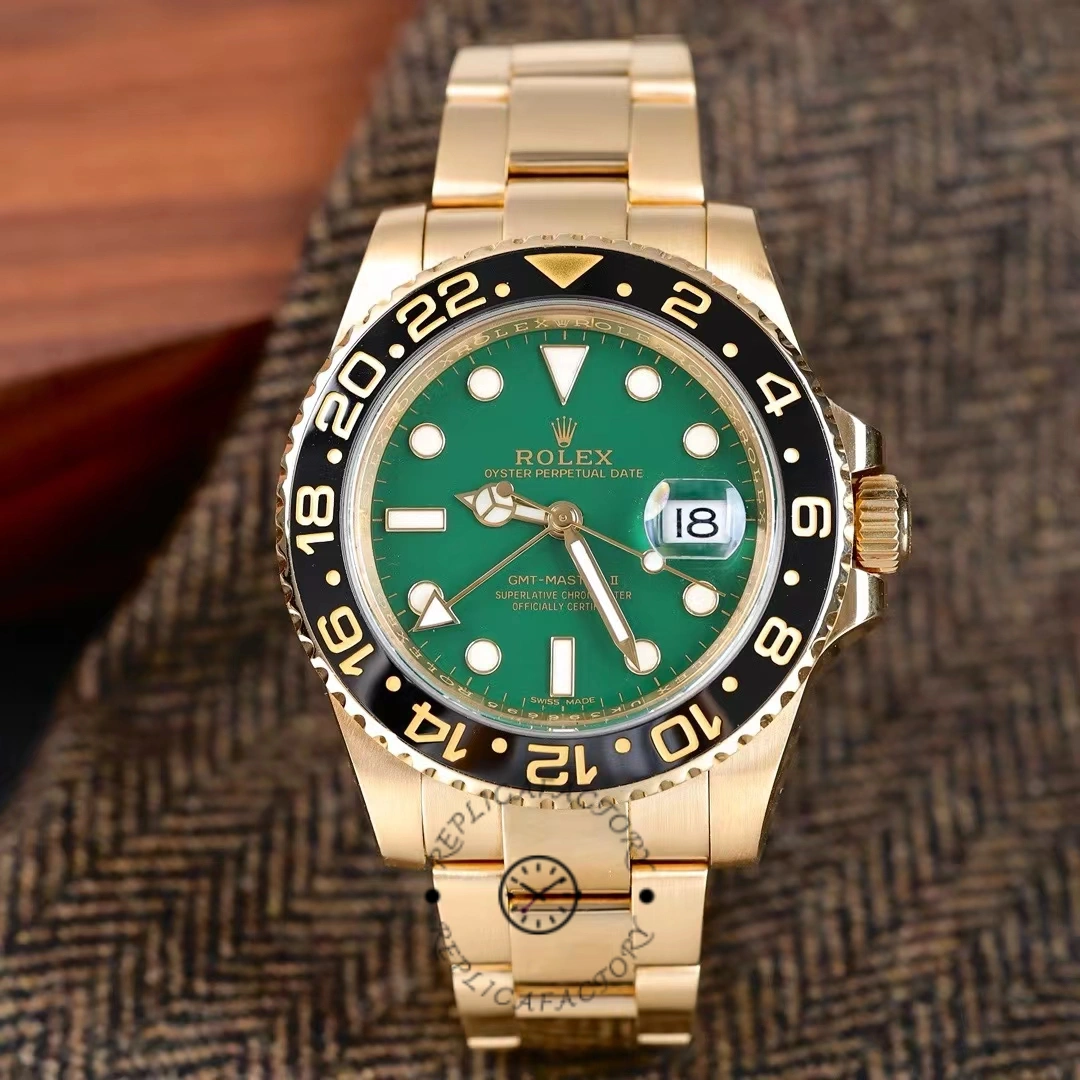Rolex GMT Master II 116718LN Oyster Bracelet Green Dial 40mm Mens Replica Watch