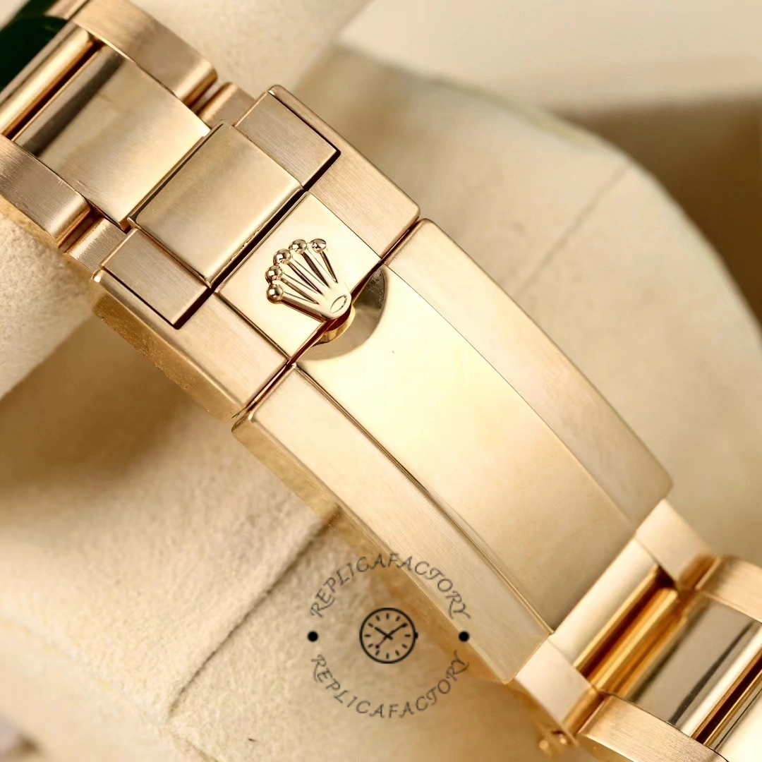 Rolex Daytona 116508 Yellow Gold Black Index Dial 40MM Mens Replica Watch