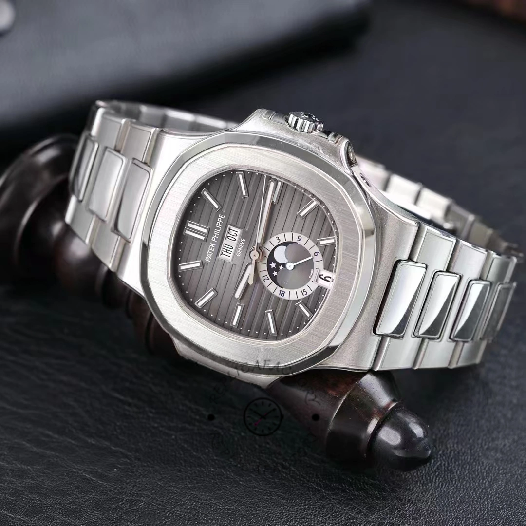 Patek Philippe Nautilus Annual Calendar 5726 1A 001
