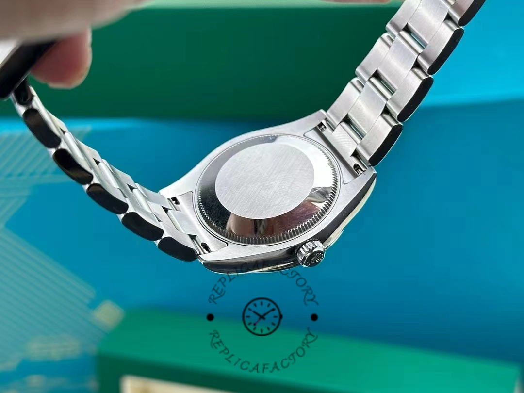 Rolex Oyster Perpetual 177200 Grape Red Dial 31mm Lady Replica Watch