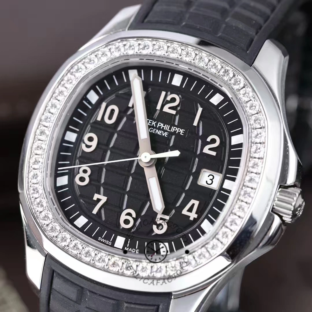 Replica Patek Philippe Aquanaut 5267 200A 001 Black Dial Diamond Bezel Watch