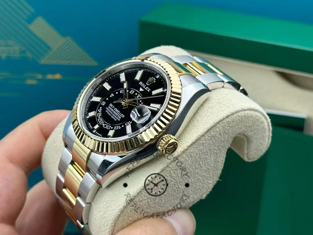 Rolex Sky Dweller 42 Yellow Rolesor Black Dial Oyster M336933 0003
