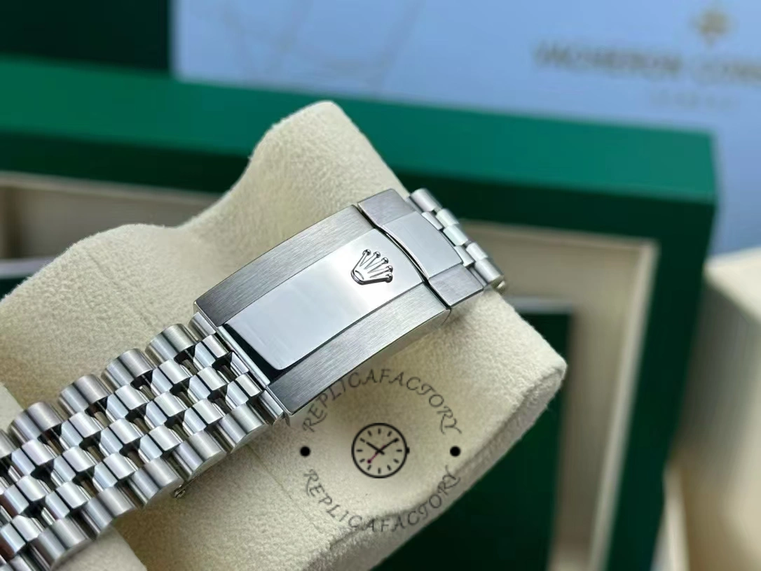 Rolex Datejust 41 41mm 126300 0012 Bright Black Index Dial