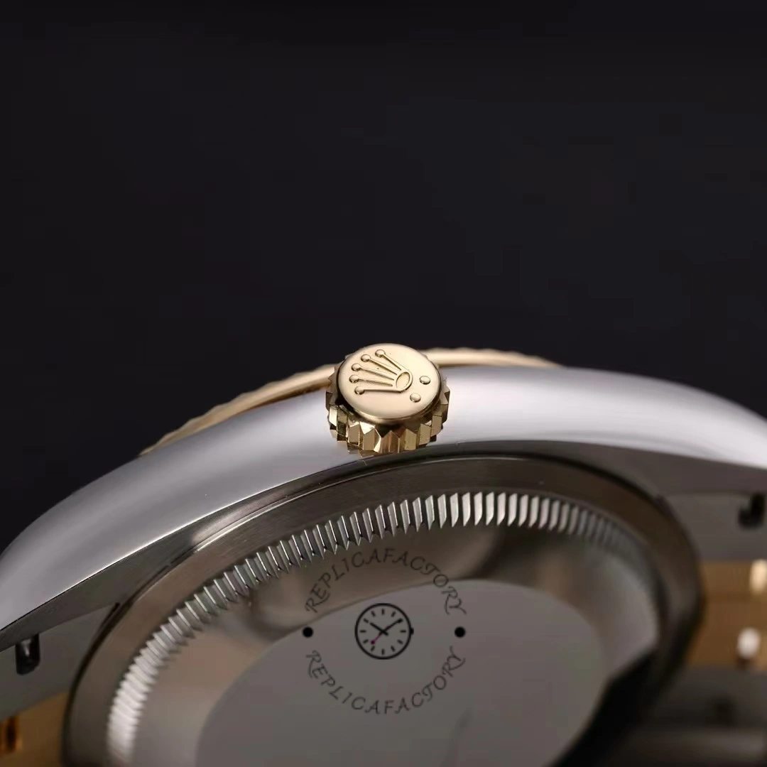 Rolex Datejust 126233 Champagne Diamond Dial Fluted Bezel 36MM Unisex Replica Watch