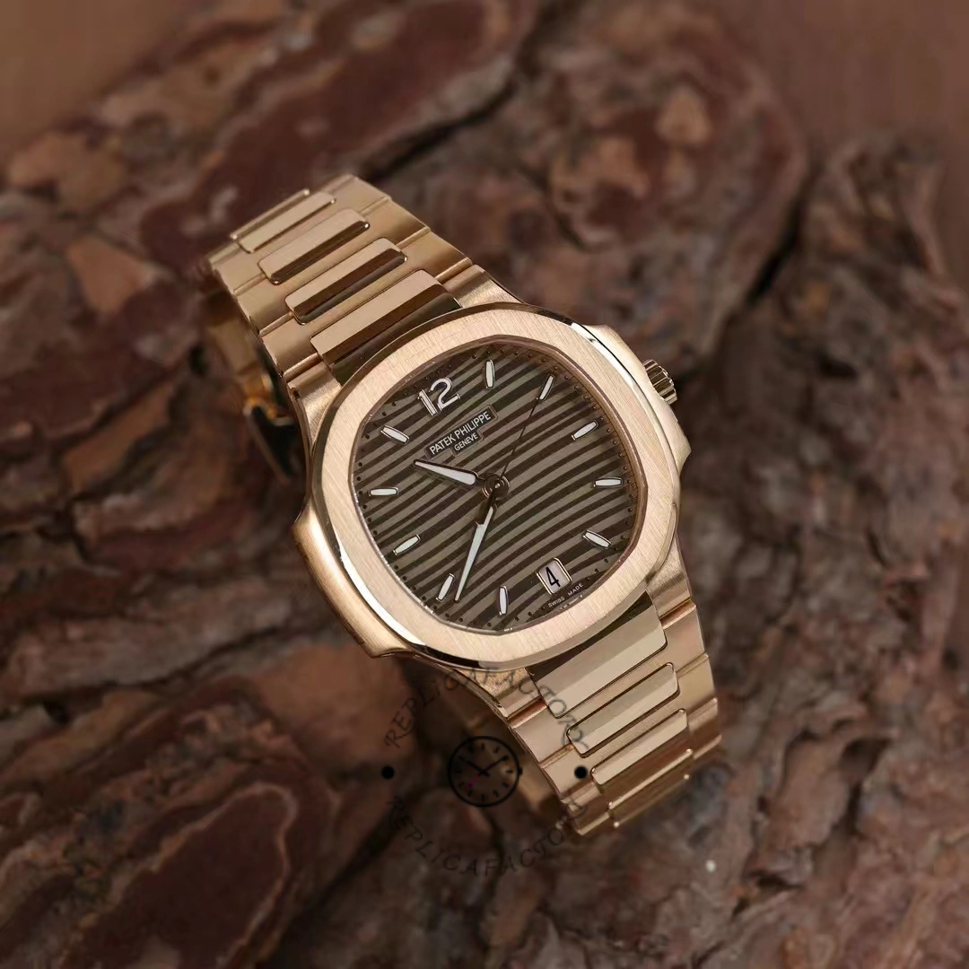 Replica Patek Philippe Nautilus 7118 1R 010 40mm Mens Watch