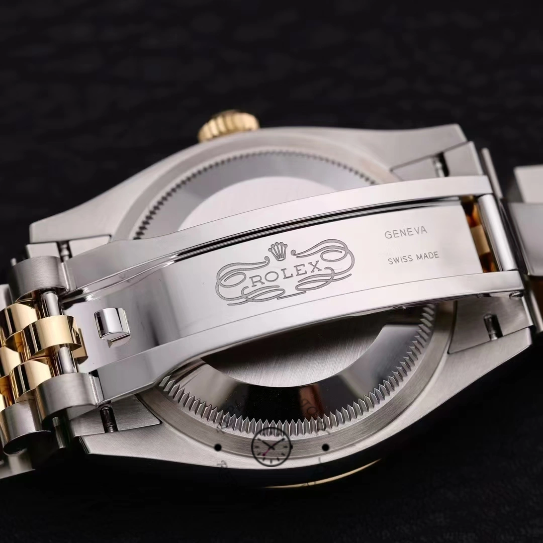 Rolex Datejust 126233 Champagne Diamond Dial Fluted Bezel 36MM Unisex Replica Watch