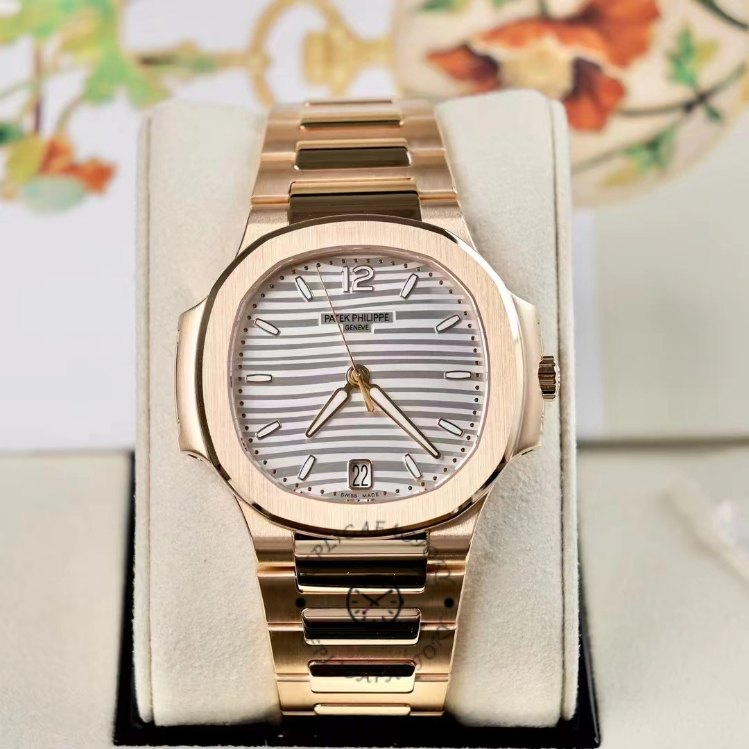Replica Patek Philippe Nautilus 7118 1R 001 40mm Mens Watch