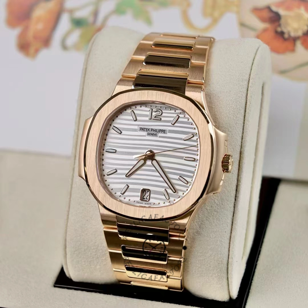Replica Patek Philippe Nautilus 7118 1R 001 40mm Mens Watch