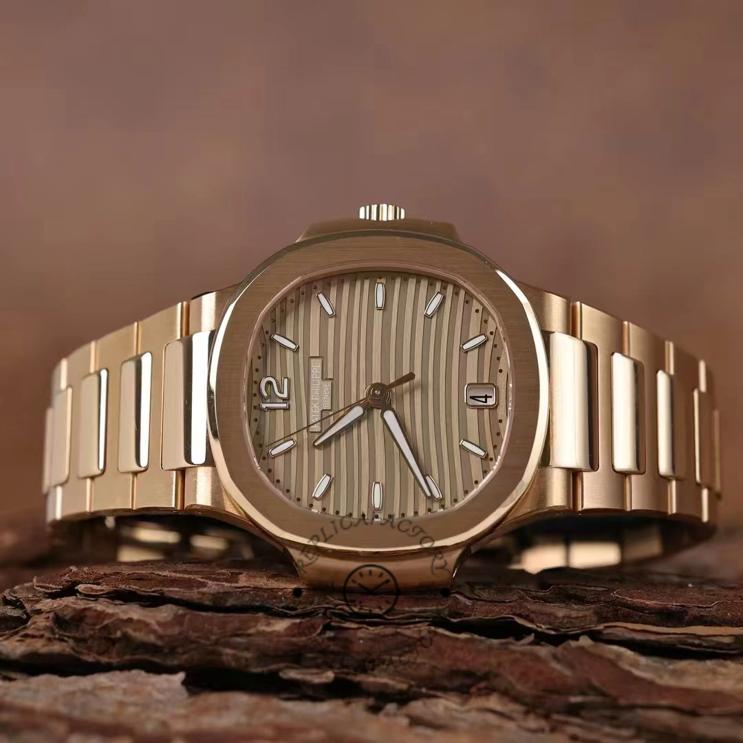 Replica Patek Philippe Nautilus 7118 1R 010 40mm Mens Watch