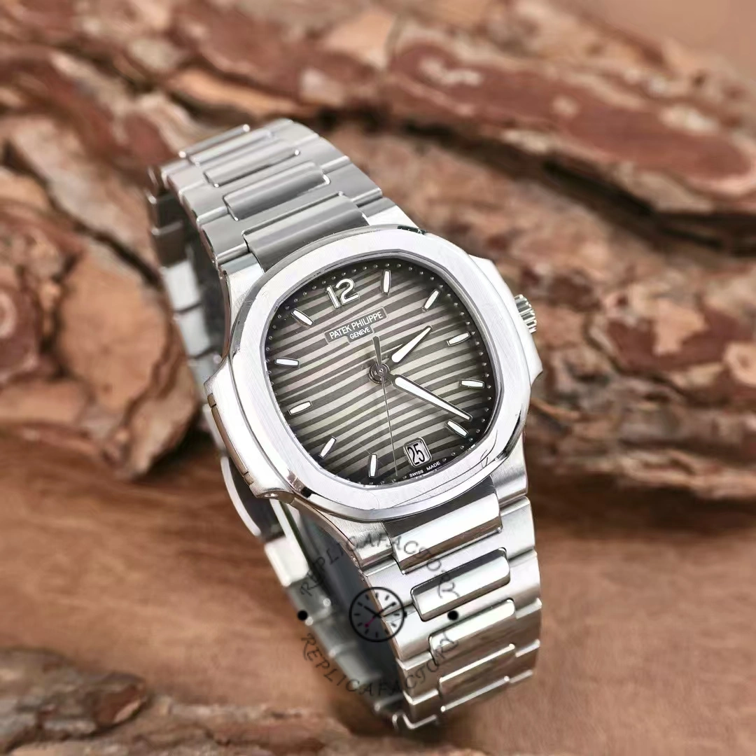 Replica Patek Philippe Nautilus 7118 1200A 011