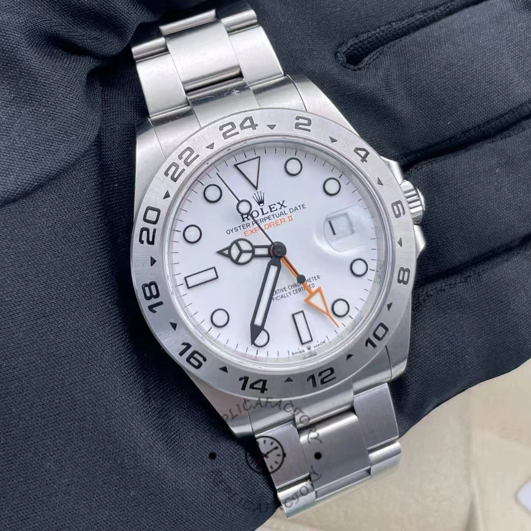 Rolex Explorer II m226570 0001