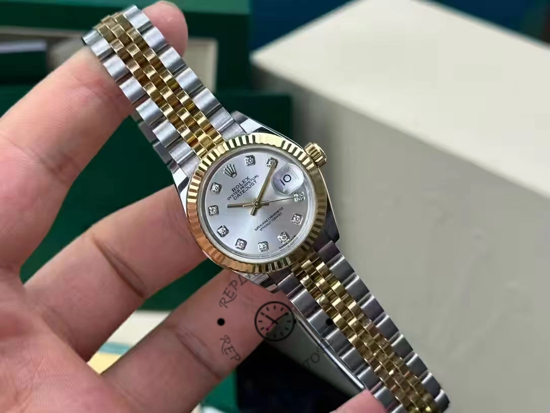Rolex Datejust 279173 Silver Diamond Dial Fluted Bezel 28mm Lady Replica Watch