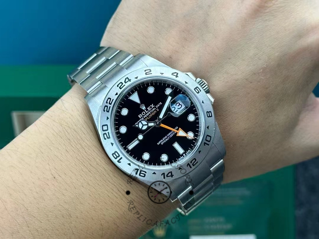 Rolex Explorer II m226570 0002