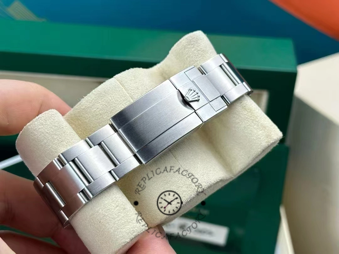 Rolex Air King 126900 0001 Oyster Stainless Steel 40mm Mens Replica Watch