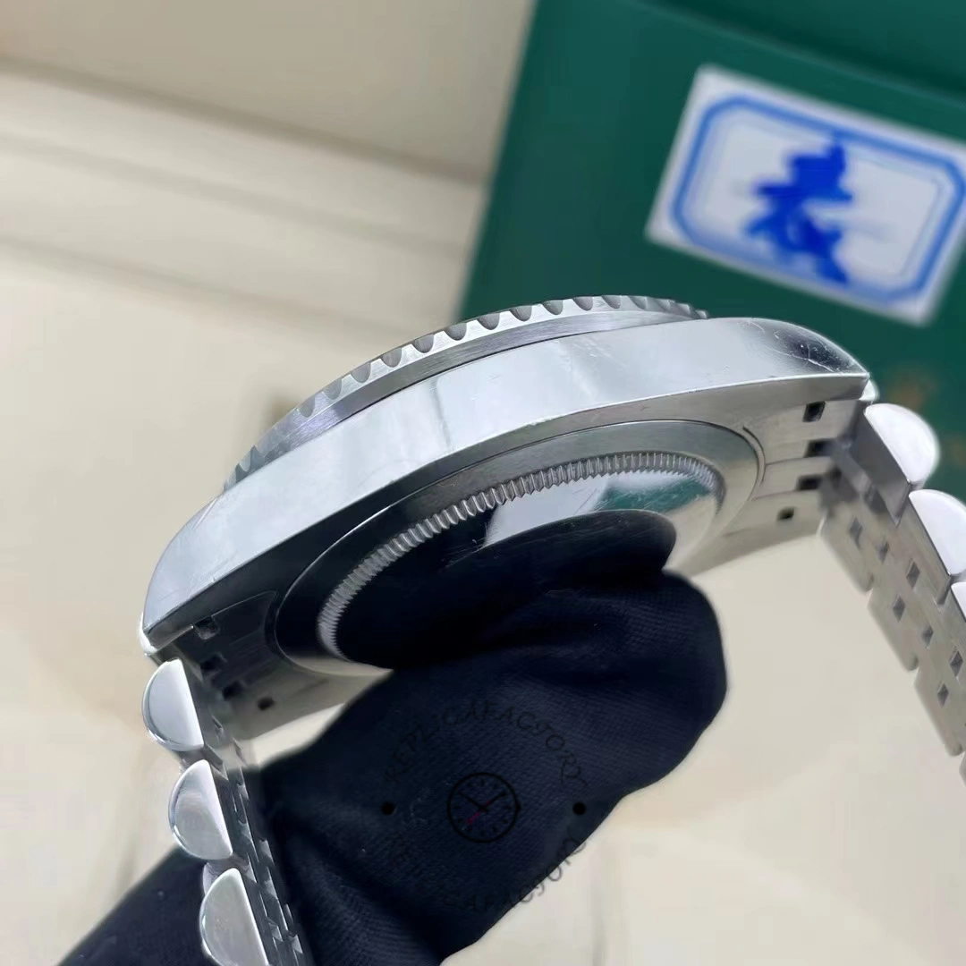 Rolex GMT-Master II 126710BLRO