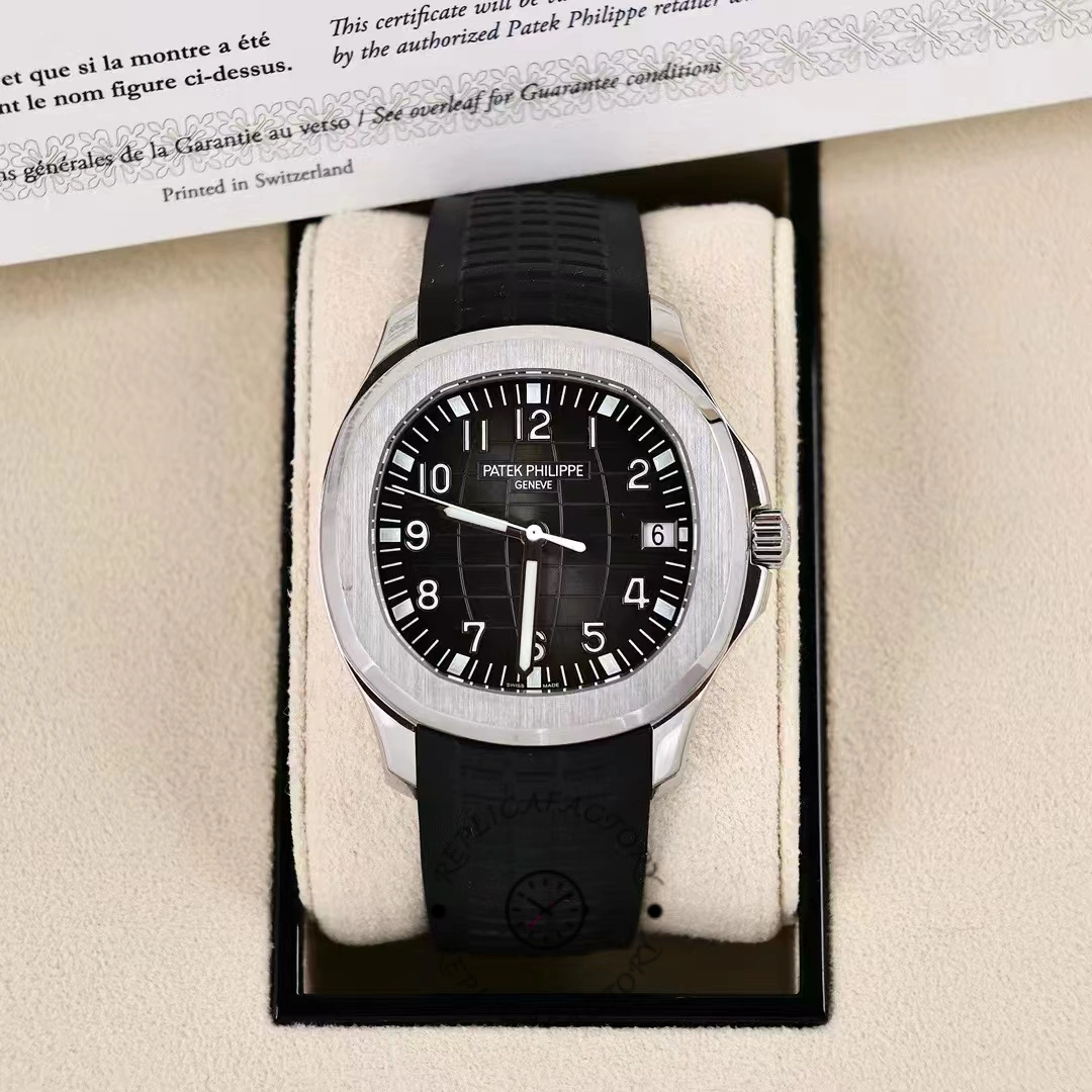 Replica Patek Philippe Aquanaut 5167A 001