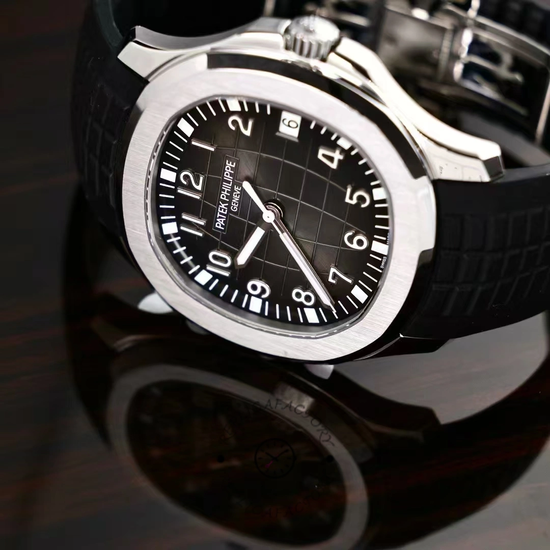 Replica Patek Philippe Aquanaut 5167A 001