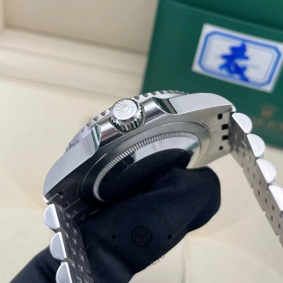 Rolex GMT-Master II 126710BLRO