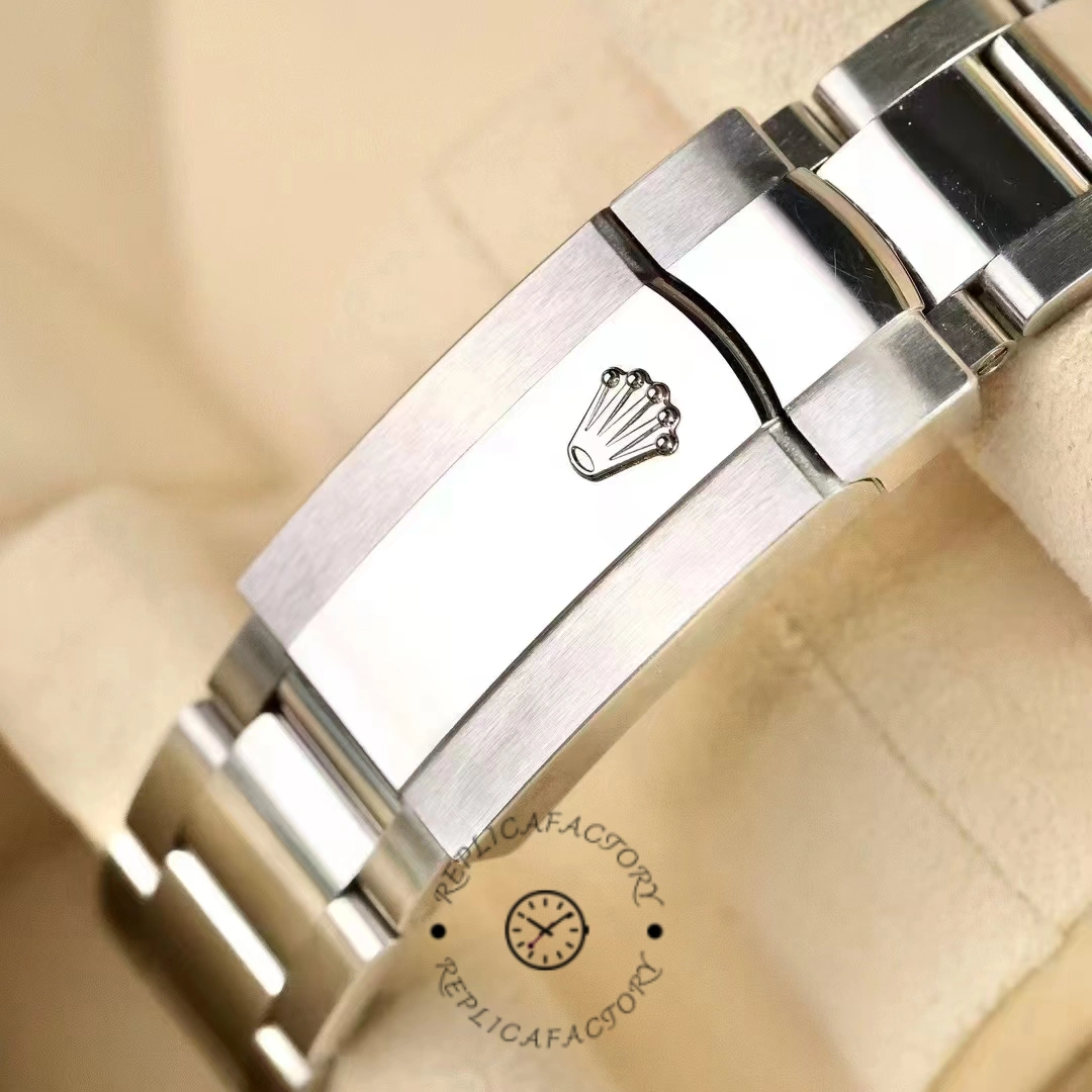 Rolex Milgauss 116400GV Stainless Steel Black Dial 40MM Mens Replica Watch