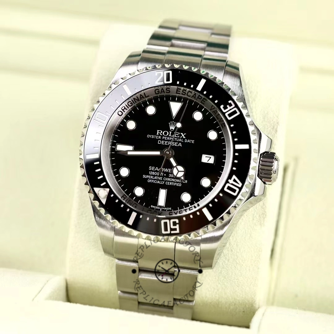 Rolex Sea-Dweller Deepsea 116660 Stainless Steel Black Dial 44MM Mens Replica Watch
