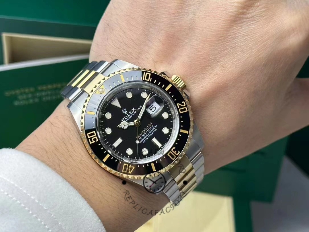 Rolex Sea Dweller Black Dial Oyster Bracelet 126603 0001