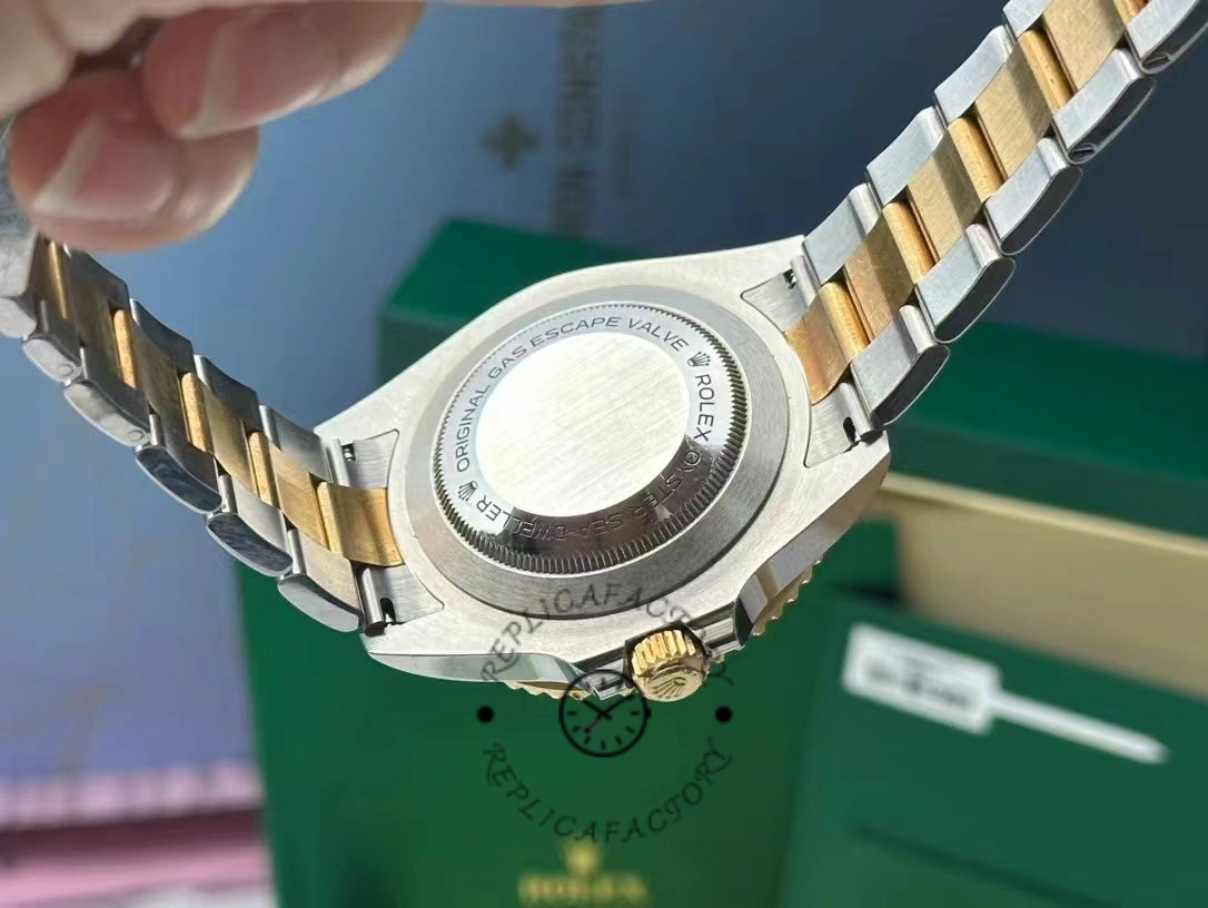 Rolex Sea Dweller Black Dial Oyster Bracelet 126603 0001