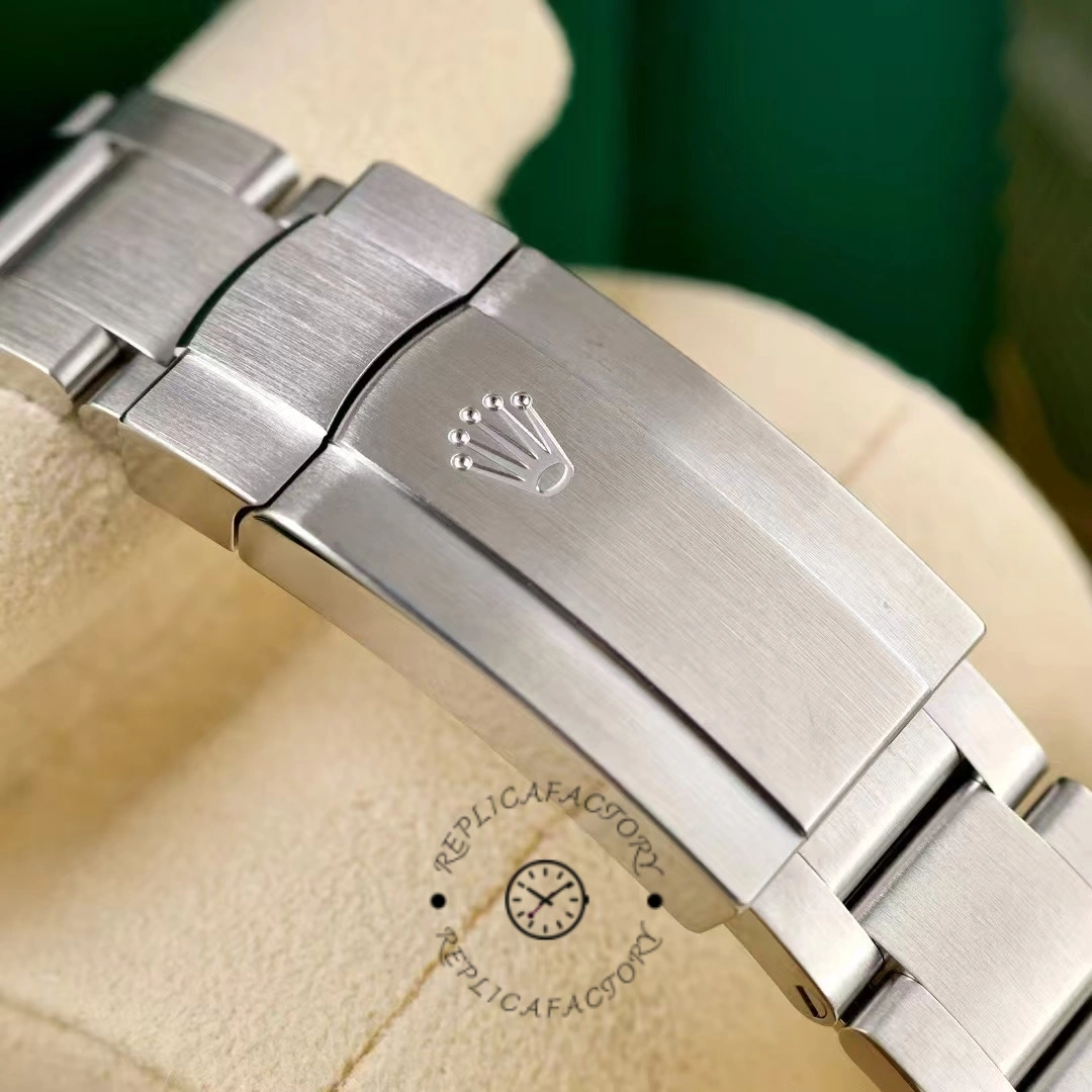 Rolex Oyster Perpetual 36 m126000 0009 Women's Watch