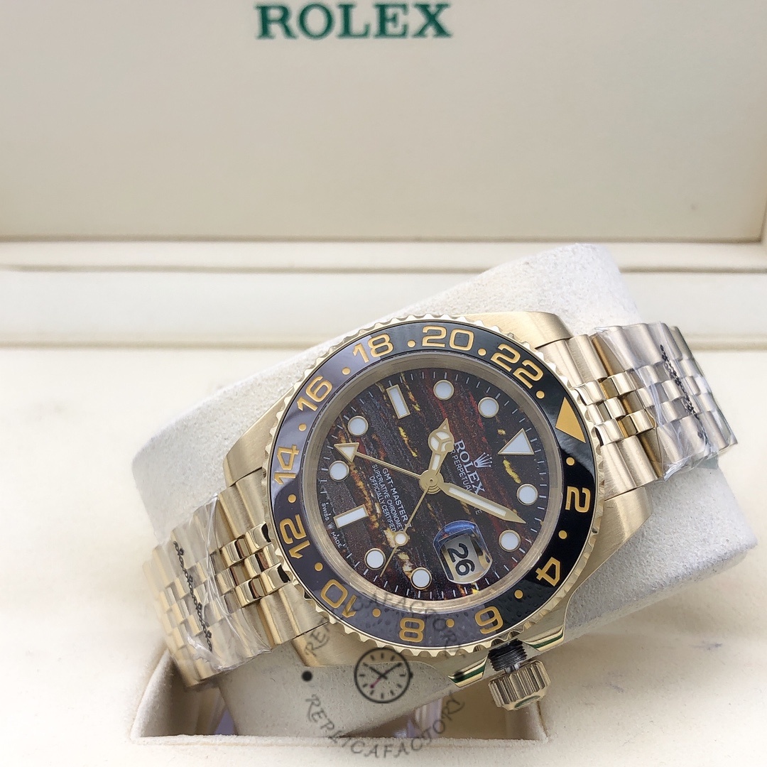 2025 Rolex GMT Master II 18 kt Yellow Gold m126718grnr 0002 40 mm Replica
