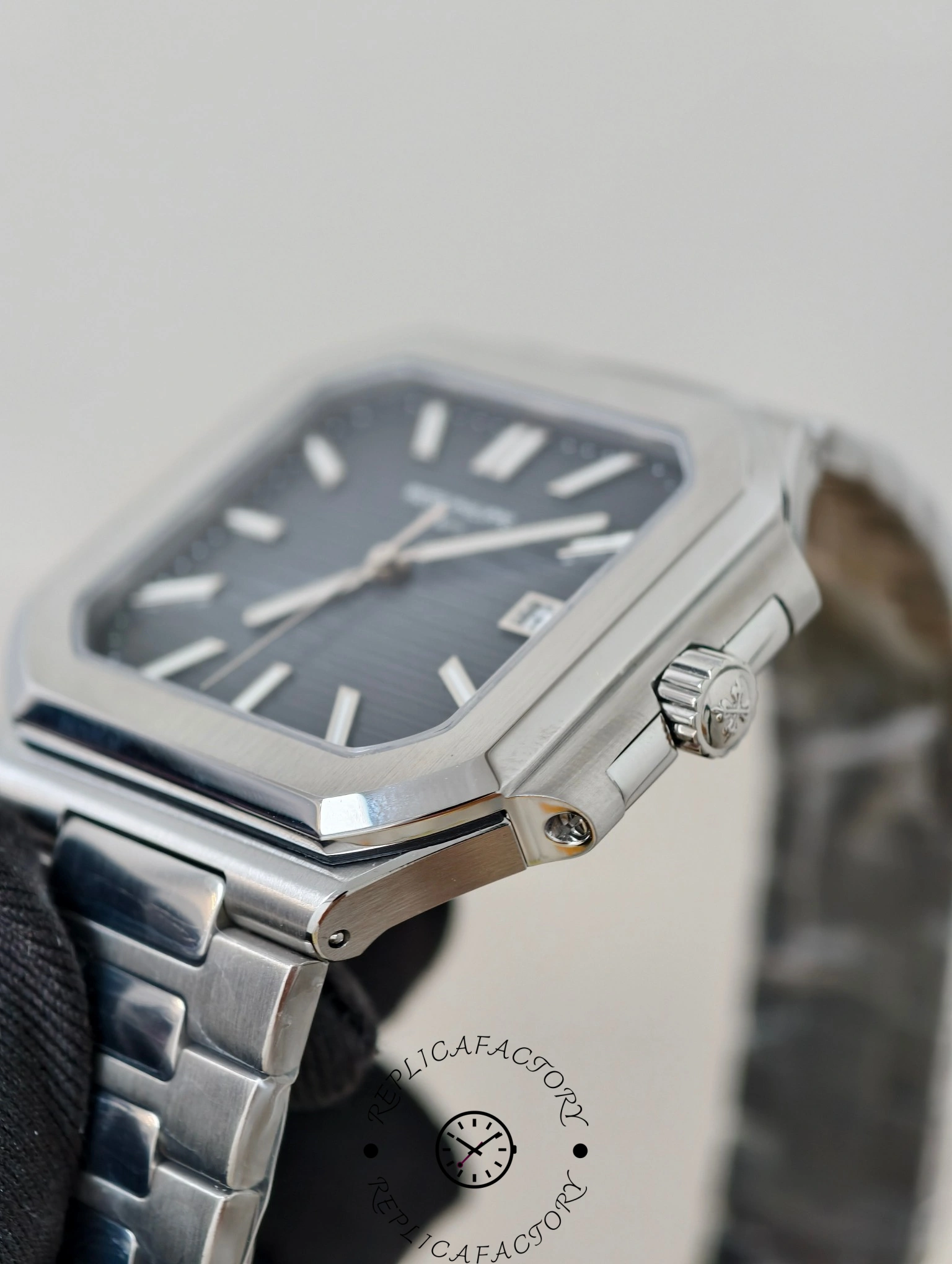 Patek Philippe Cubitus Blue Dial 40mm 7128 1G 001 Replica