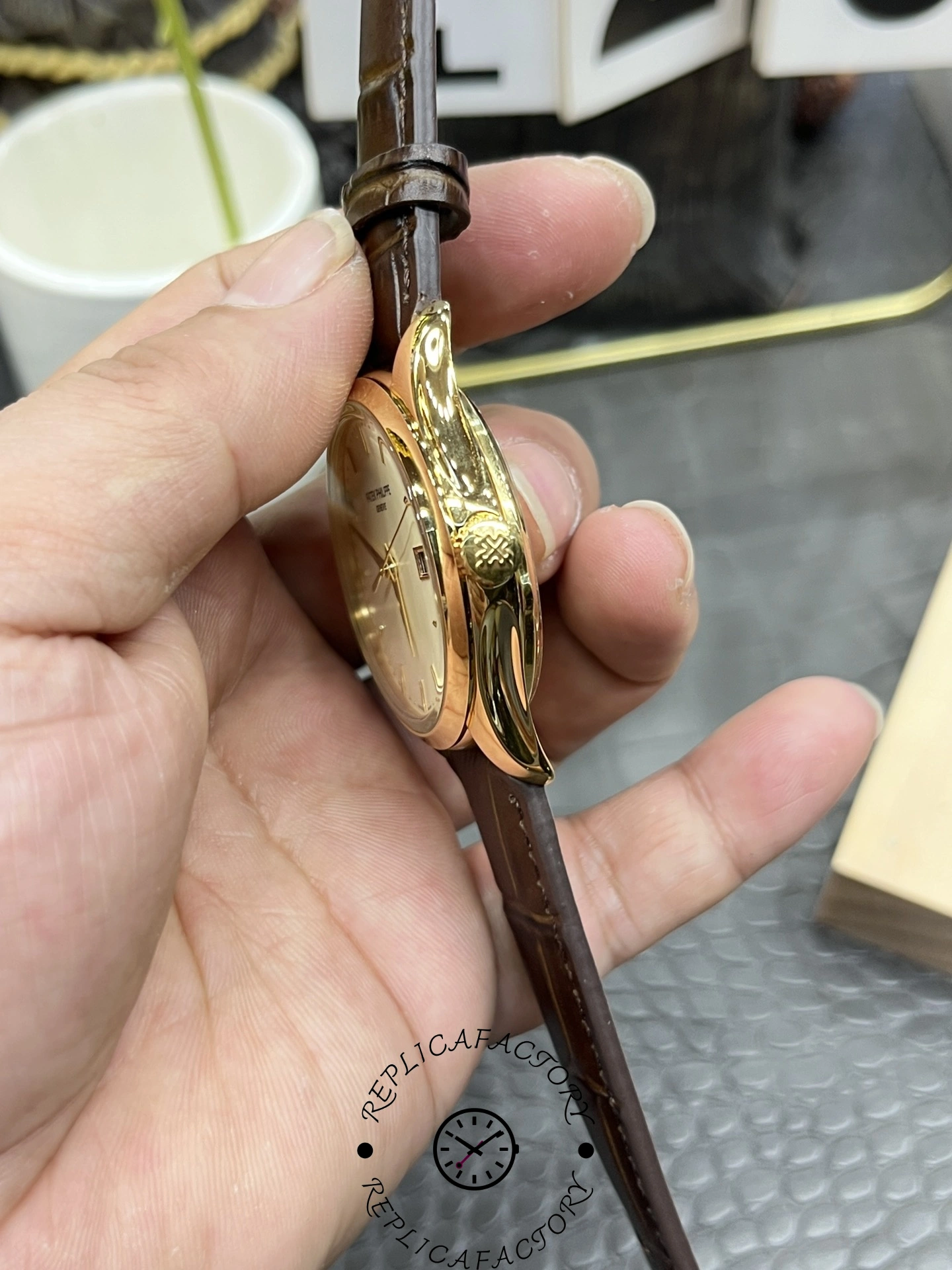 Patek Philippe Calatrava 5227J 001 Men's Replica