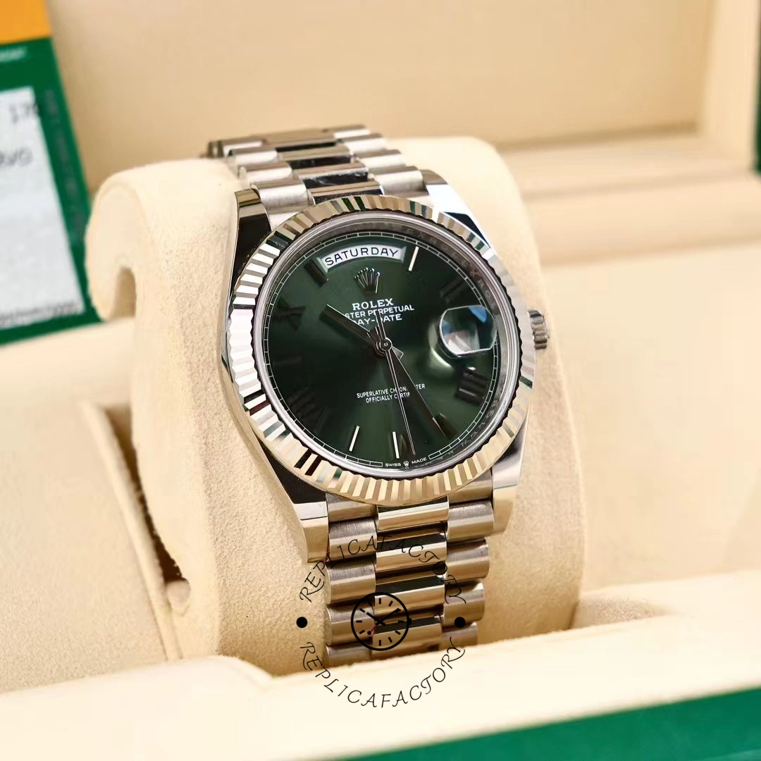 Rolex Day-Date 228239 Green Roman Dial Fluted Bezel 40mm Mens Replica Watch