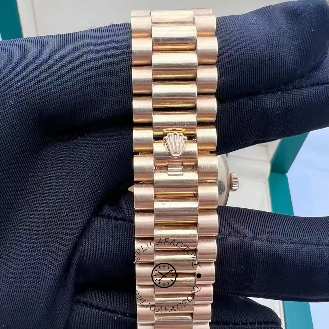 Rolex Day Date 40 Yellow Gold Champagne Dial m228238 0005