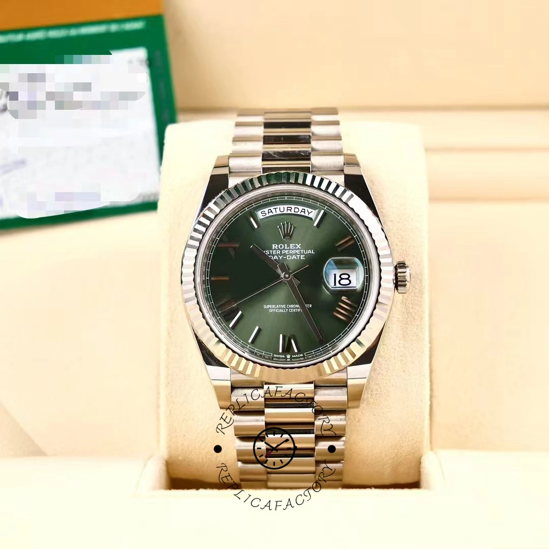 Rolex Day-Date 228239 Green Roman Dial Fluted Bezel 40mm Mens Replica Watch
