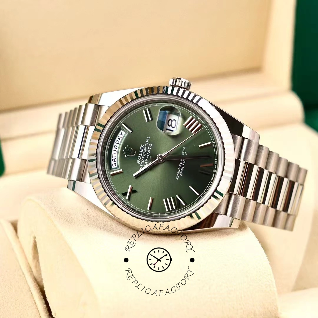 Rolex Day-Date 228239 Green Roman Dial Fluted Bezel 40mm Mens Replica Watch