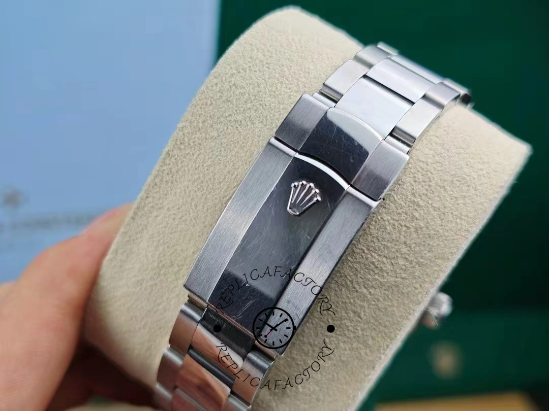 Rolex Sky Dweller 42 White Rolesor Black Dial Oyster M336934 0007 Men's Watch