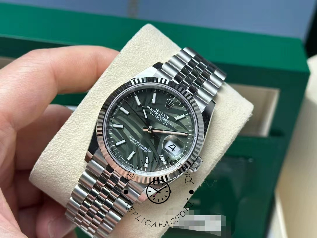 Rolex Datejust 36mm Fluted Bezel Green Palm Index Dial Jubilee 126234 0047
