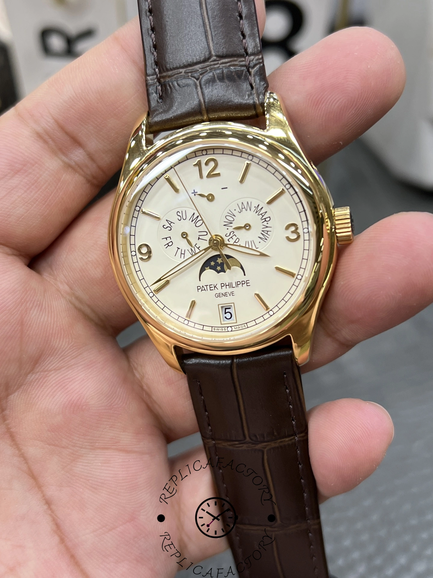 Patek Philippe Complications 5146R 001 39mm Mens Replica Watch