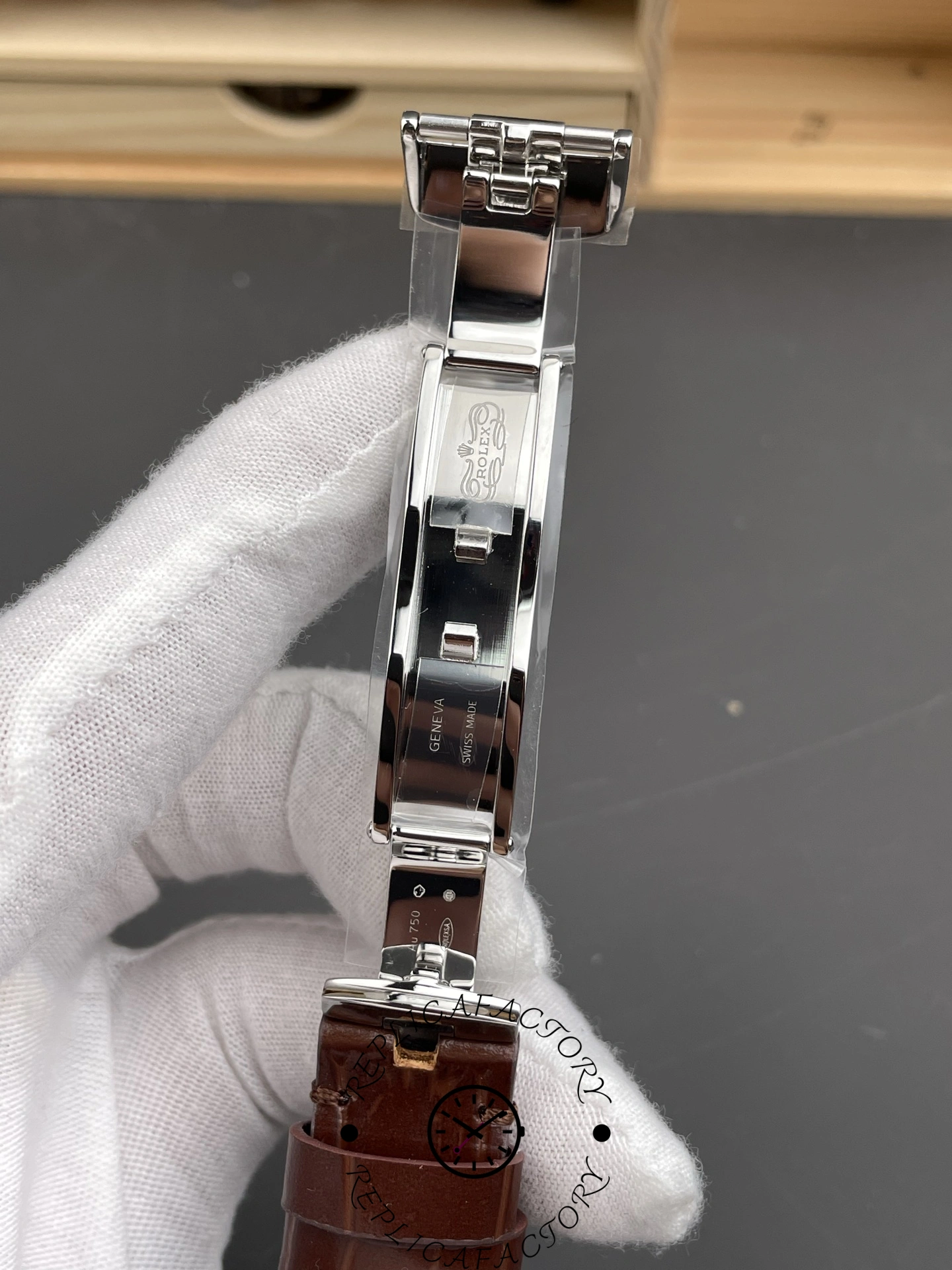 Inside clasp of Rolex 1908 52506 engraved with Rolex logo and Swiss Made.