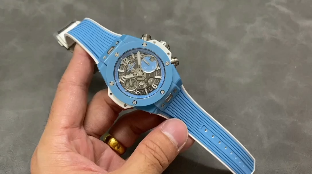Hublot Big Bang Unico Sky Blue 42 mm 441.EX.5120.RX