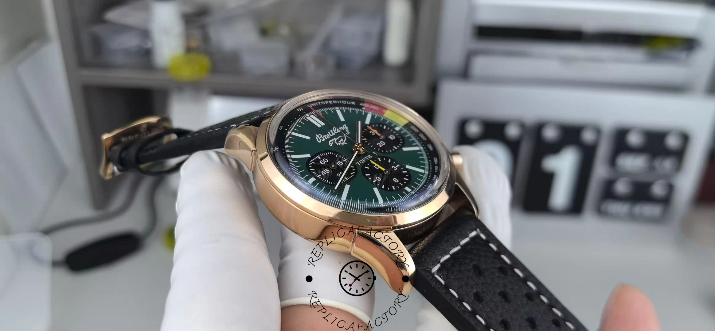 Breitling Top Time Ford Mustang A253101A1L1X1 42mm Replica