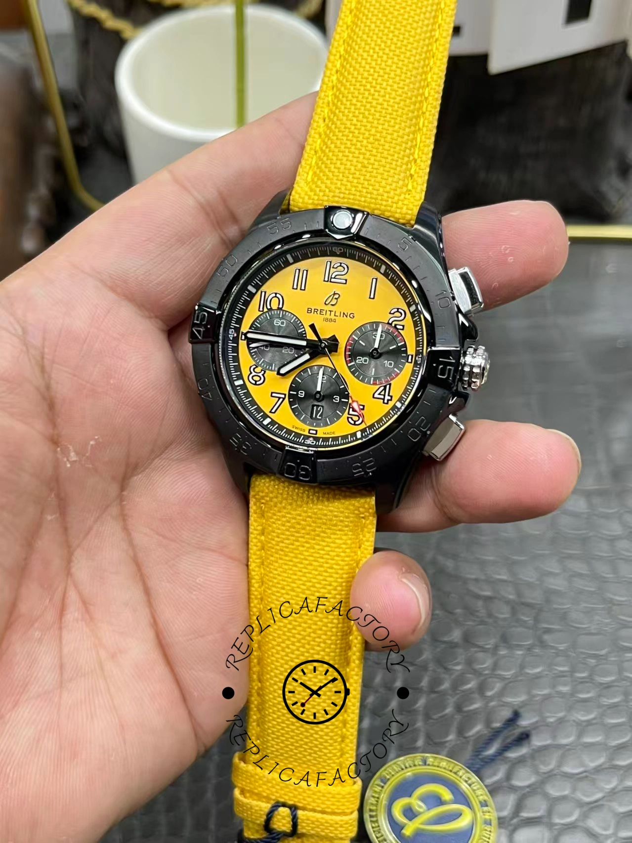 Breitling Avenger B01 Chronograph 44 SB0147101I1X1 Replica