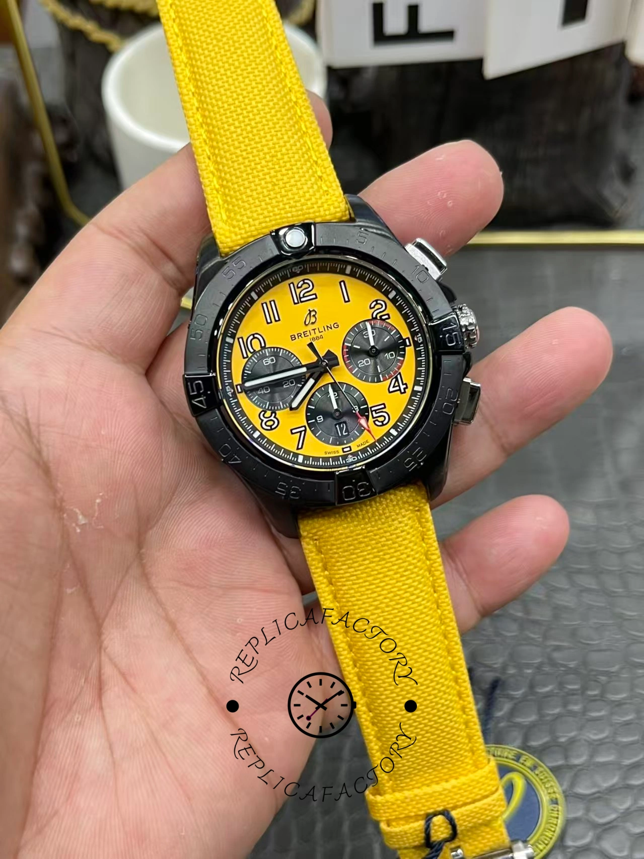 Breitling Avenger B01 Chronograph 44 SB0147101I1X1 Replica