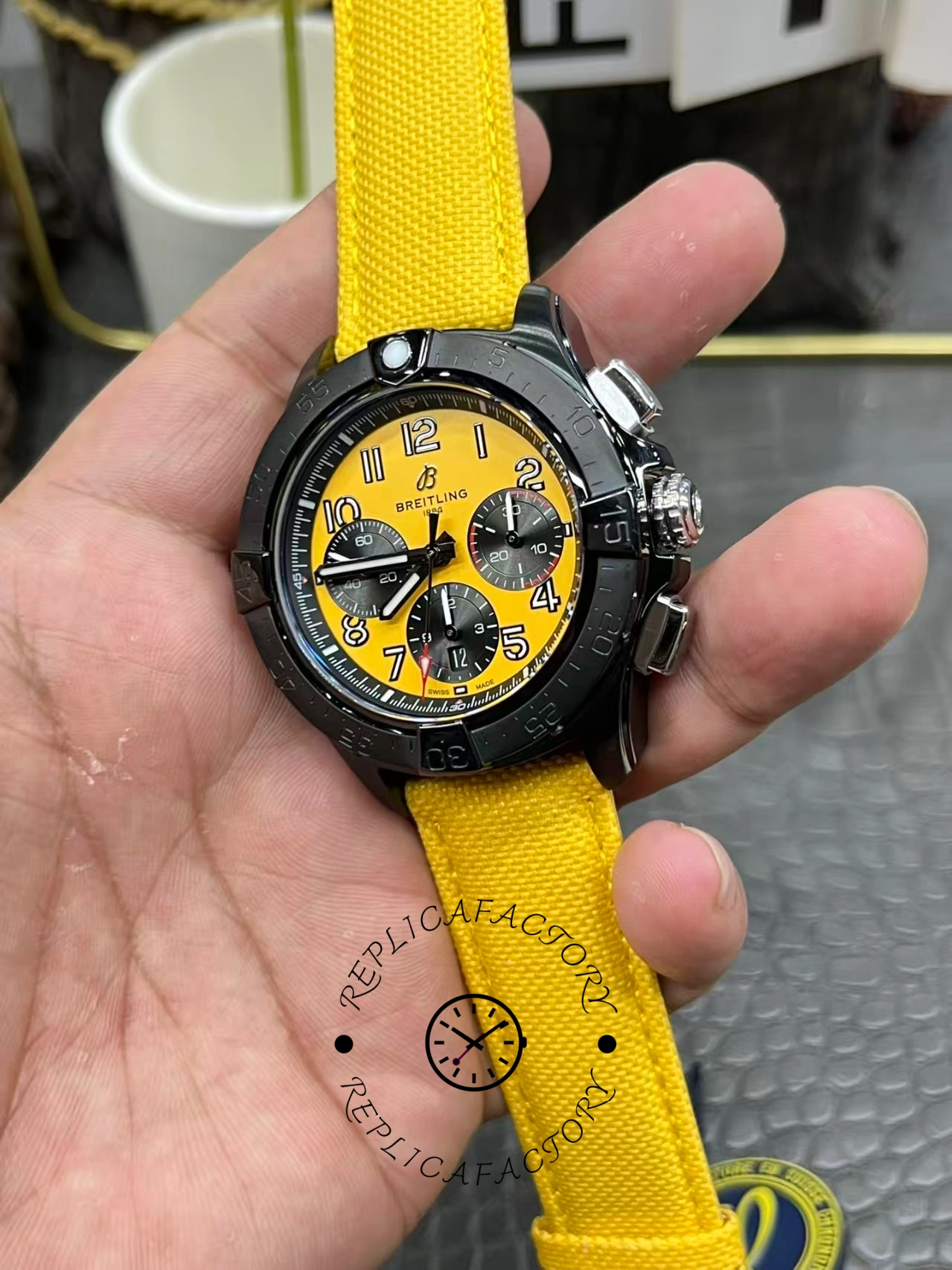 Breitling Avenger B01 Chronograph 44 SB0147101I1X1 Replica